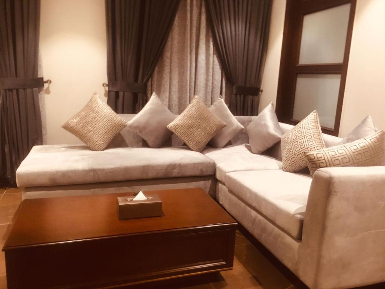 מלון איסלמאבד Jacaranda Heights מראה חיצוני תמונה